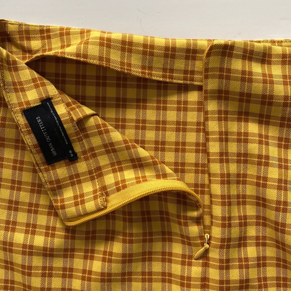 UO Gretchen Plaid Mini Skirt - Picture 10 of 13